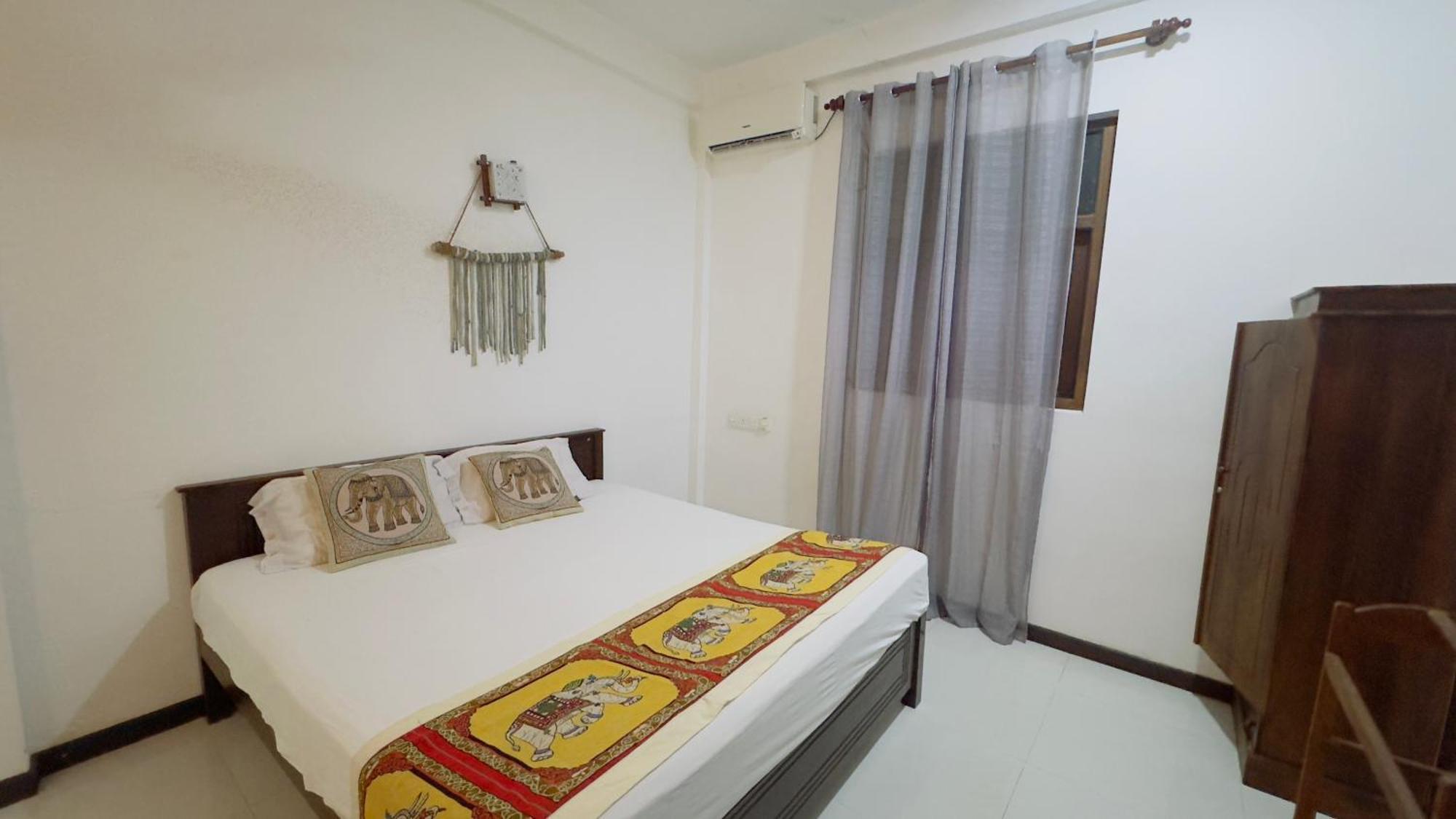 Sritaly Inn Мириса Екстериор снимка