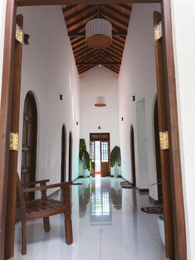 Sritaly Inn Мириса Екстериор снимка